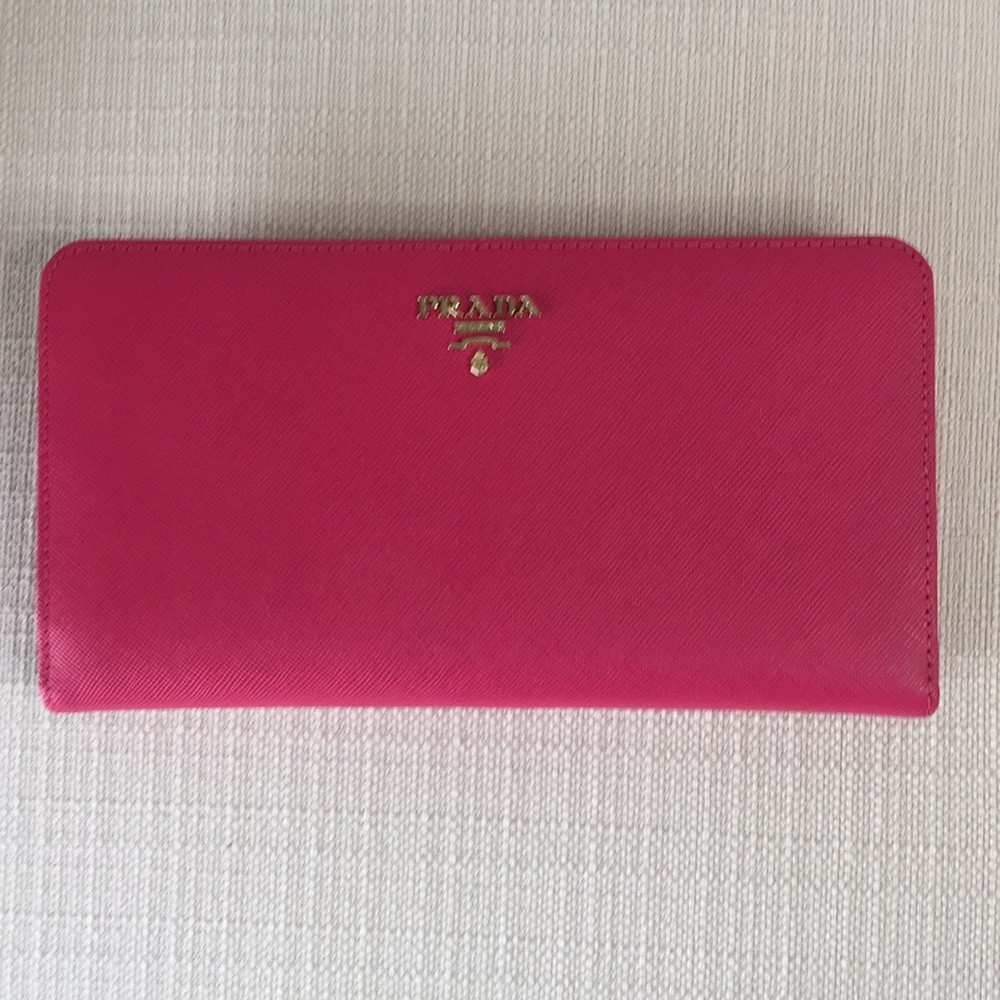 Prada Saffiano Zip wallet - Hot Pink